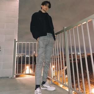 Meet your Posher, Houman